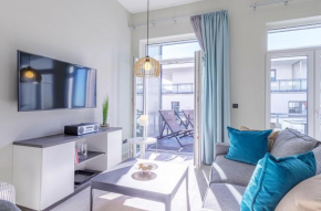 Admiralssuite - Exklusive 5-Sterne-Ferienwohnung mit Westbalkon in der Seefahrtsschule Wustrow in Wustrow